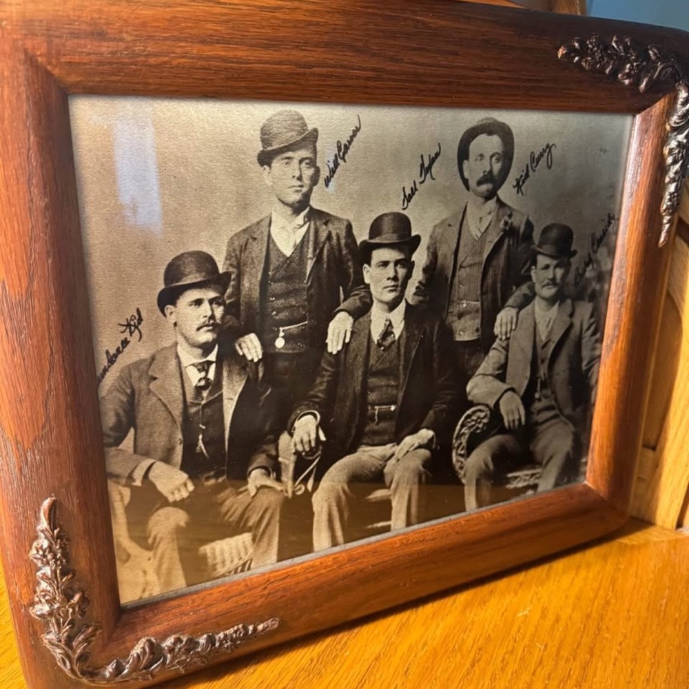 Framed Collectible Reproduction of the Famous 1900 Fort Worth Five